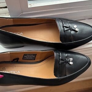 Nautica Women's Black Leather Loafers 7.5